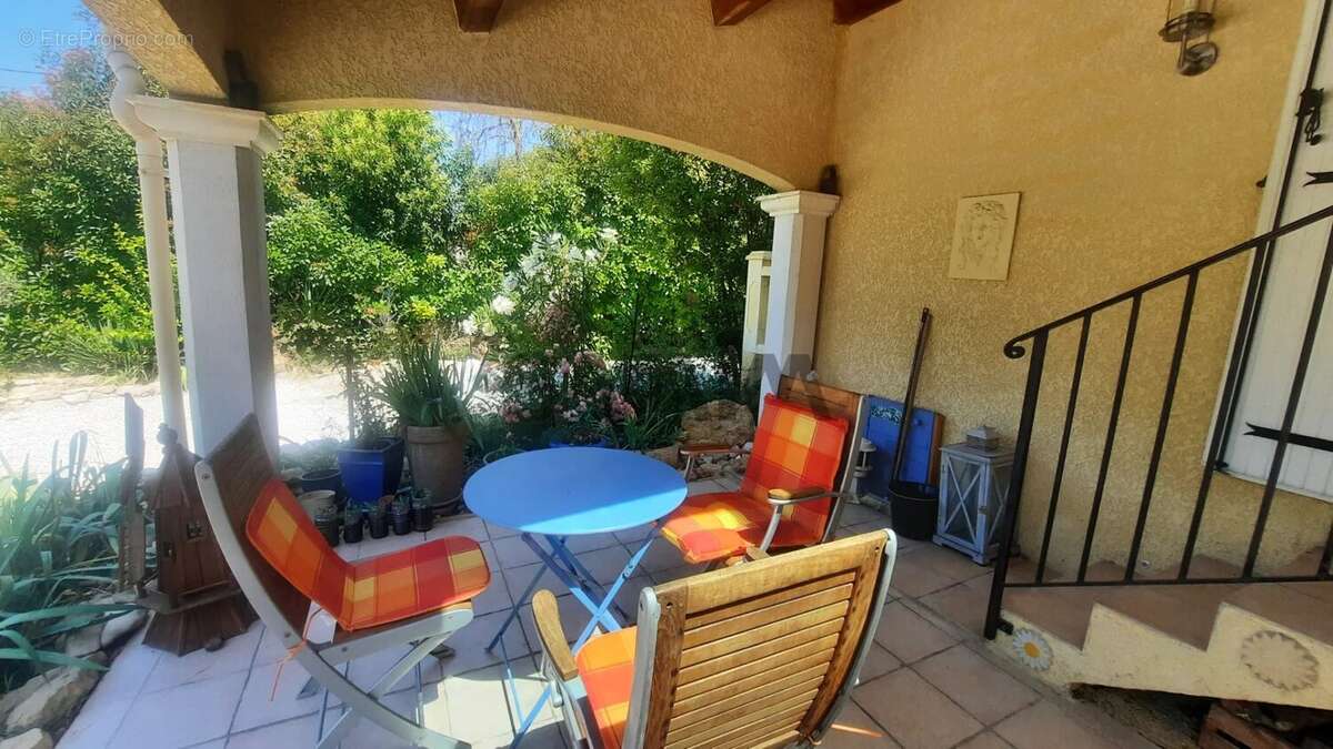 Maison à QUISSAC