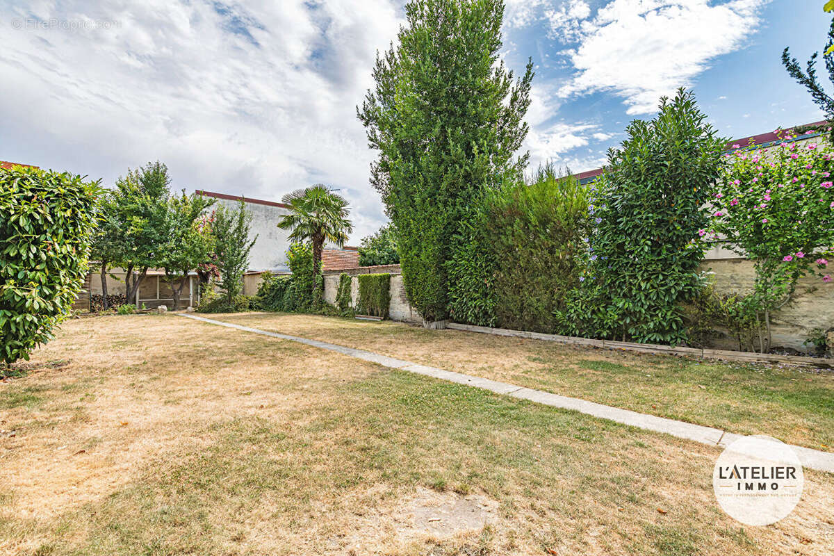 Maison à Reims - Courlancy avec grand jardin - photo 11