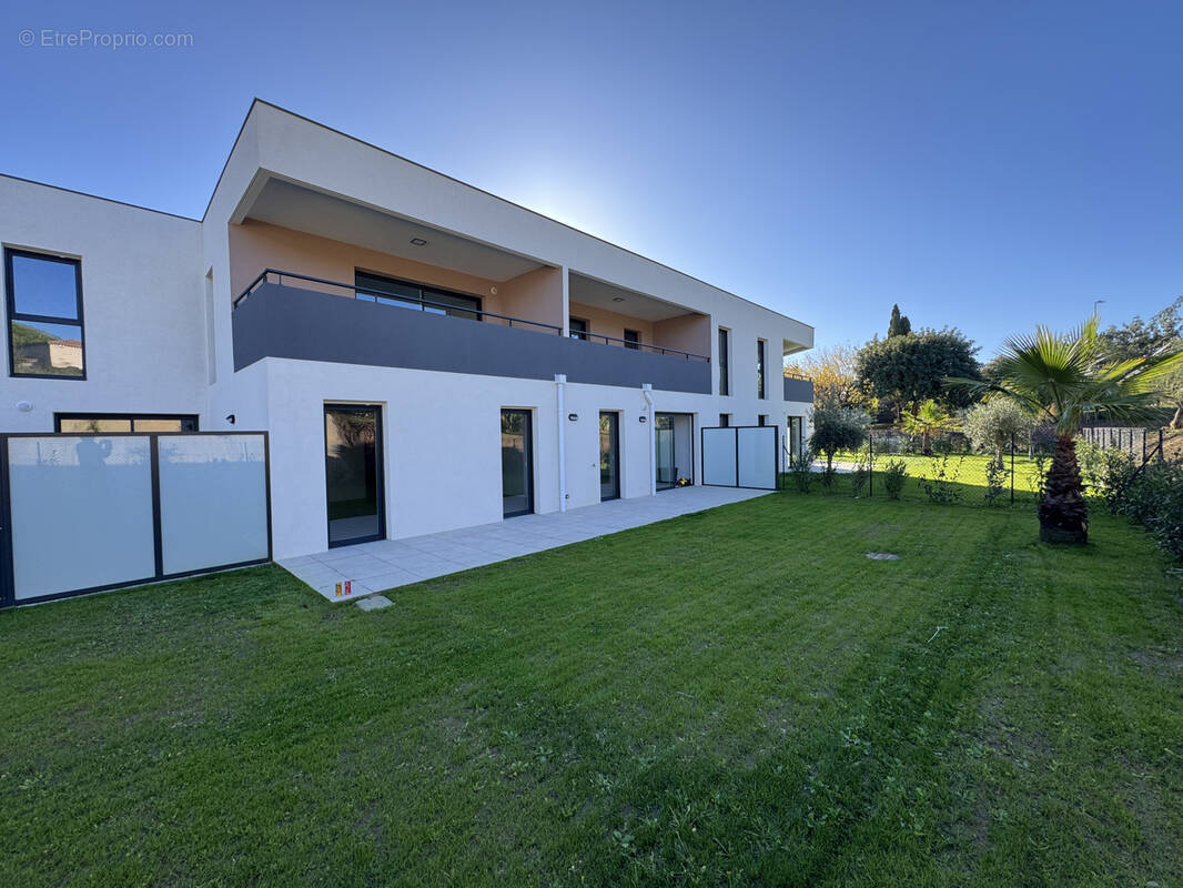 Appartement à FREJUS