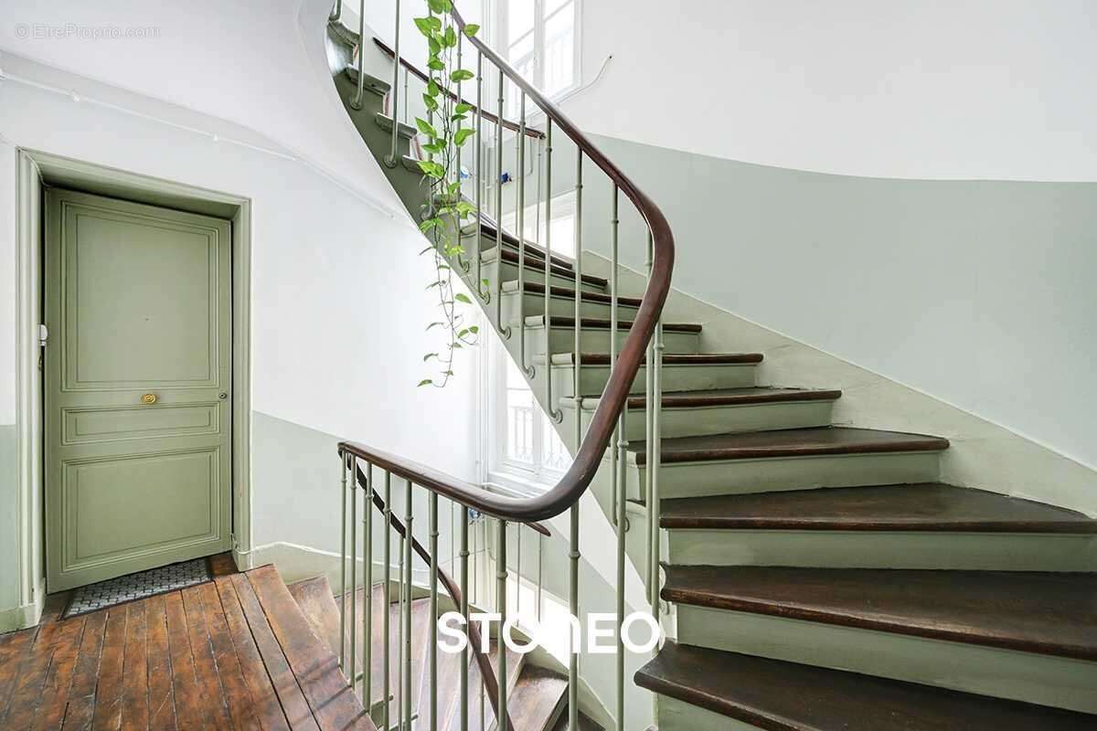 Appartement à PARIS-10E