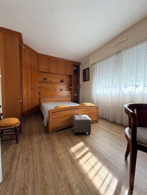 Maison à YGOS-SAINT-SATURNIN