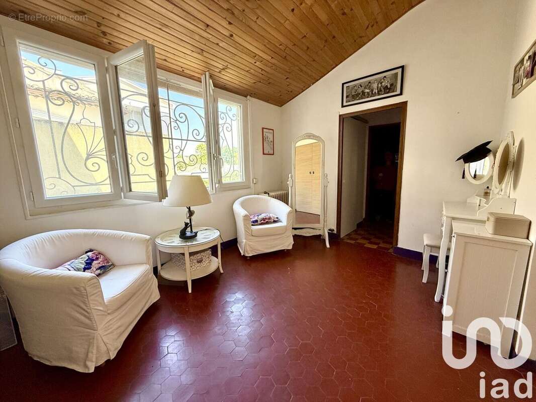 Photo 6 - Maison à SAINTE-CECILE-LES-VIGNES