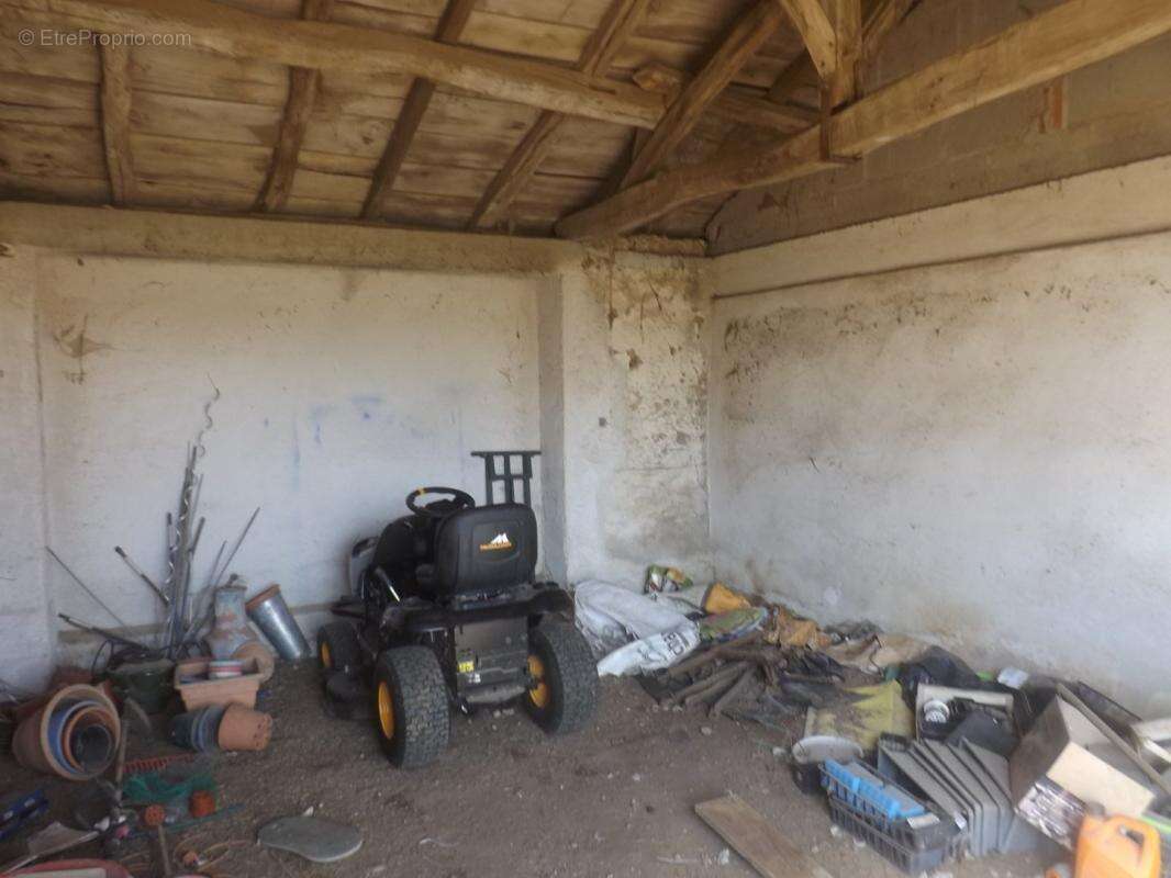 Maison à AVAILLES-LIMOUZINE