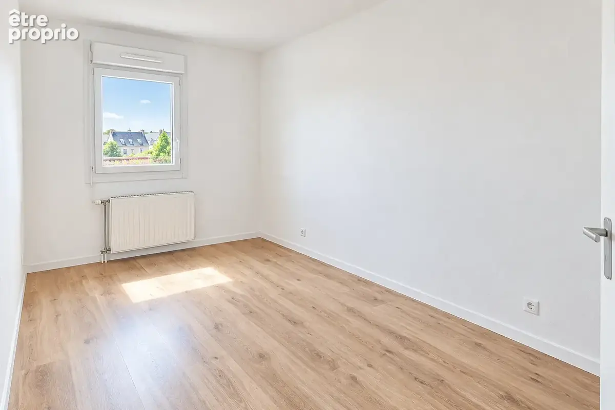 Créteil   duplex 4 pièces lumineux   3 chambres   balcon   box - photo 5