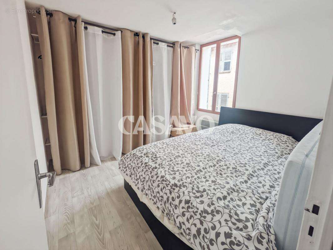 Appartement à HYERES