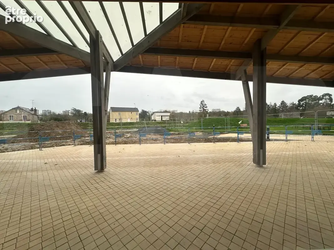 Commerce 110 m² à vendre à Rennes (35000) - photo 2