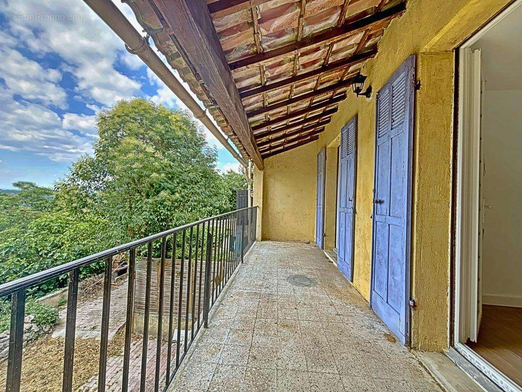 Maison 73 m² à Saint-Martin  - photo 8