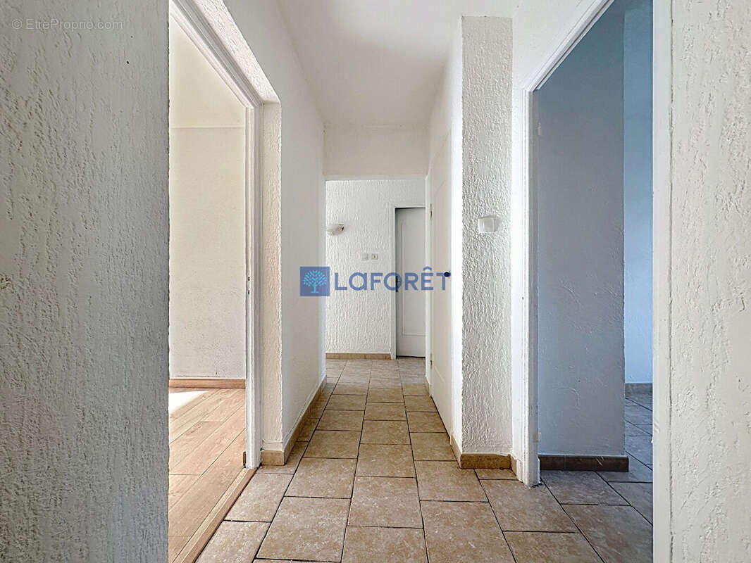 Appartement à DRAGUIGNAN