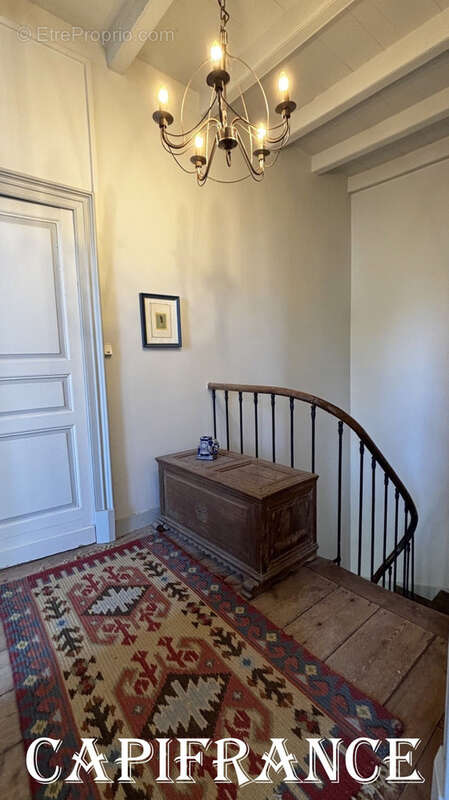 Maison bourgeoise avec charme et cachet - 5 pièces - 135 m² -  PORT D'ENVAUX (17) - 365.800 € - photo 8