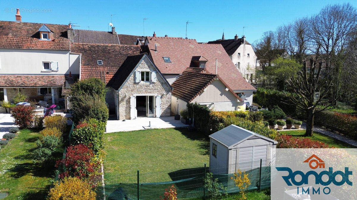 Maison à BEIRE-LE-CHATEL