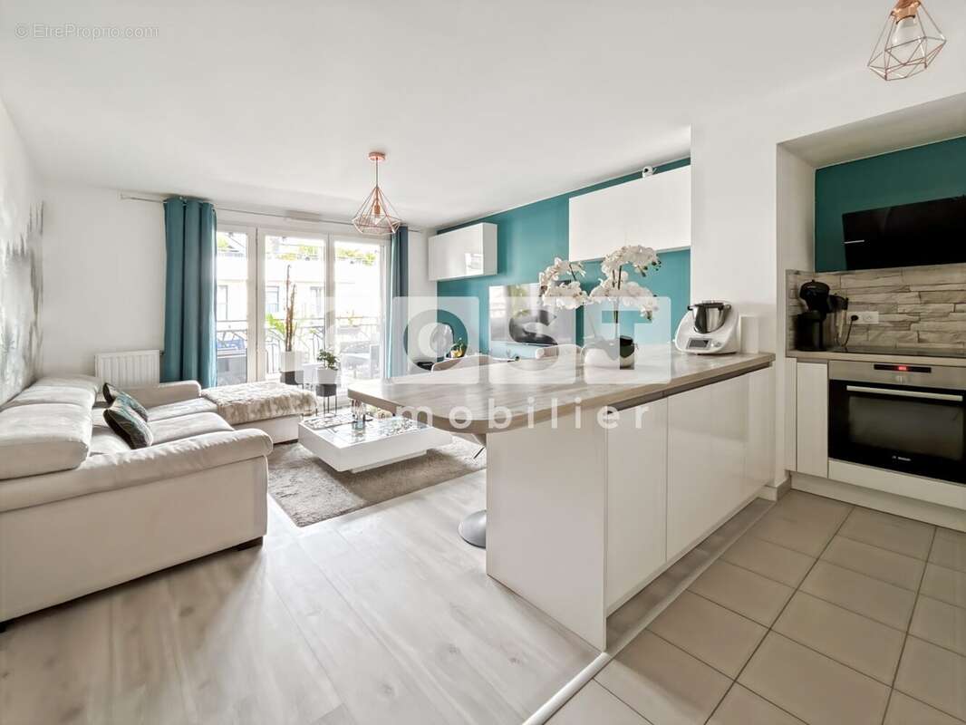 Appartement à COLOMBES