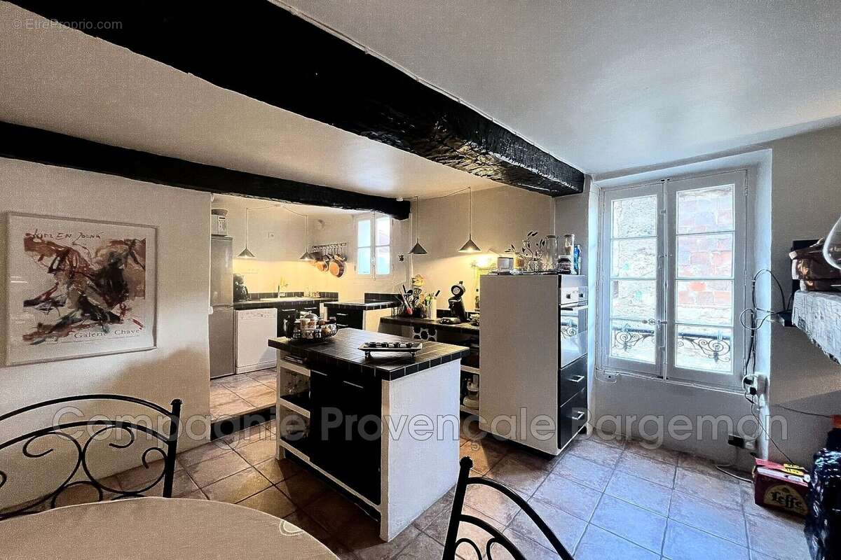 Appartement à BARGEMON