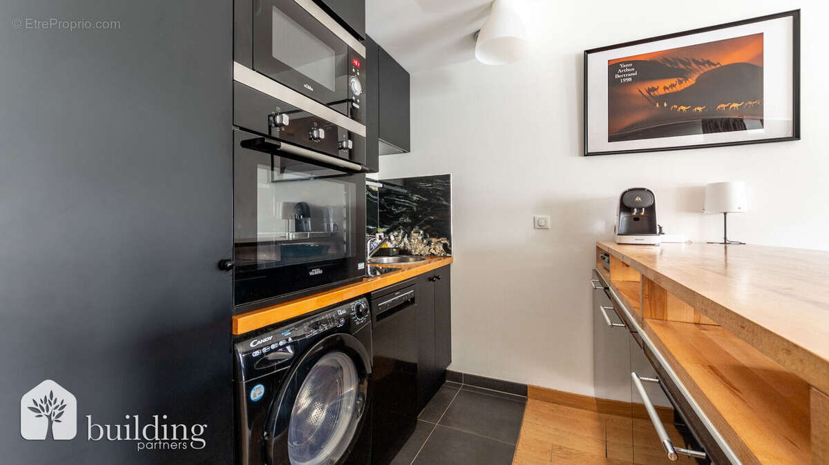 Appartement à NEUILLY-SUR-SEINE