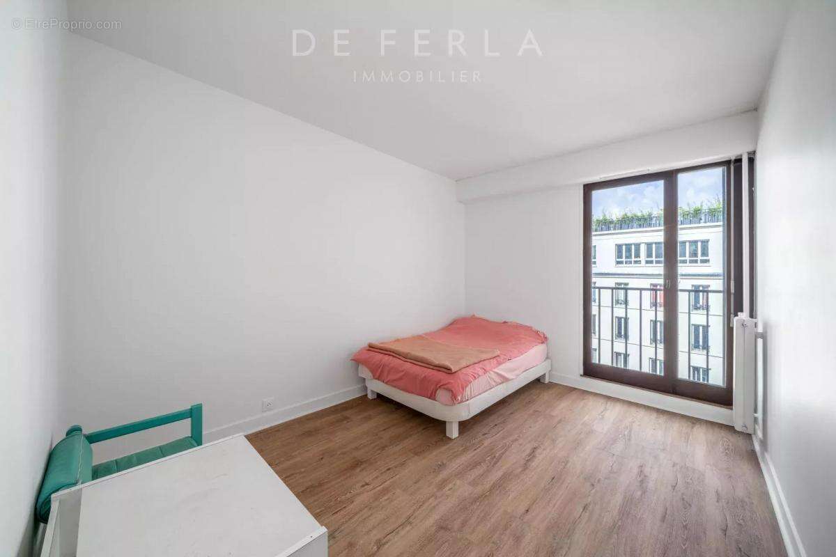 Appartement à PARIS-15E