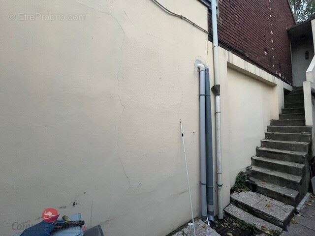 Commerce à ASNIERES-SUR-SEINE