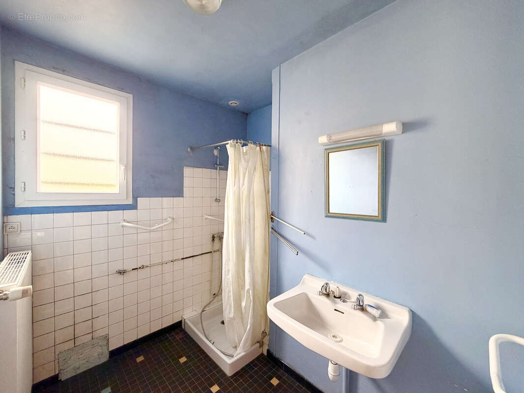 Maison à LOUAN-VILLEGRUIS-FONTAINE