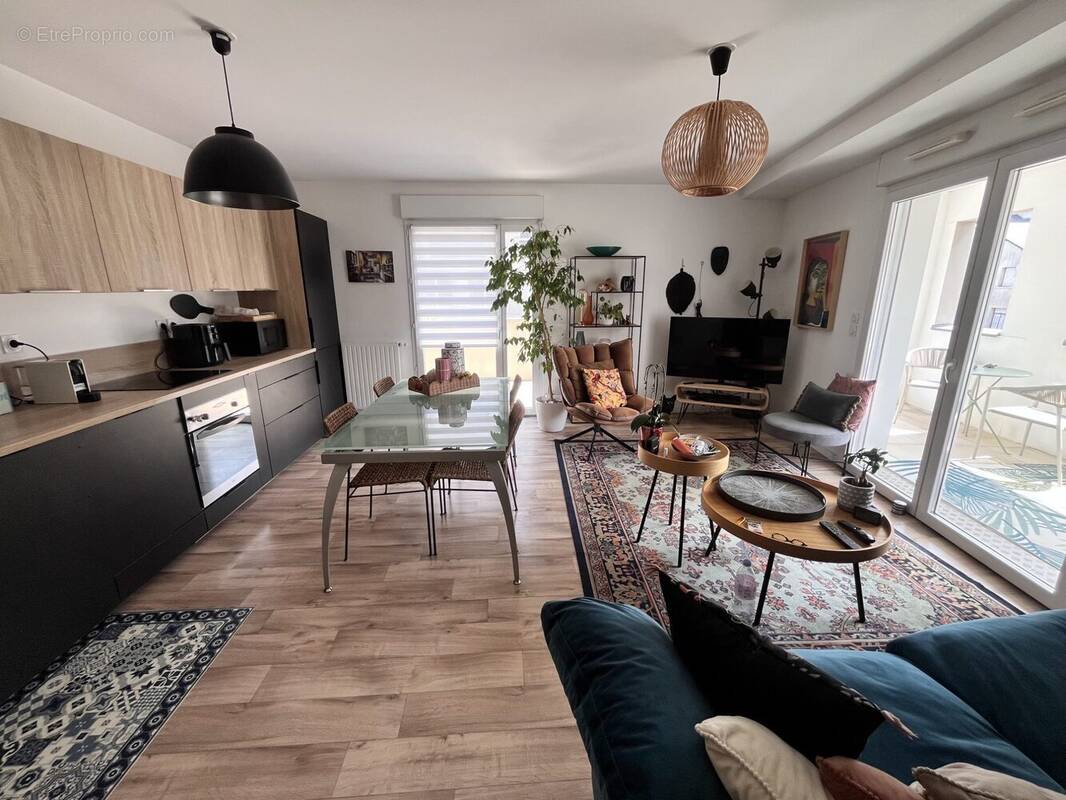 Appartement à VERN-SUR-SEICHE