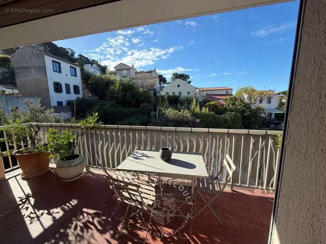 Appartement à MARSEILLE-7E