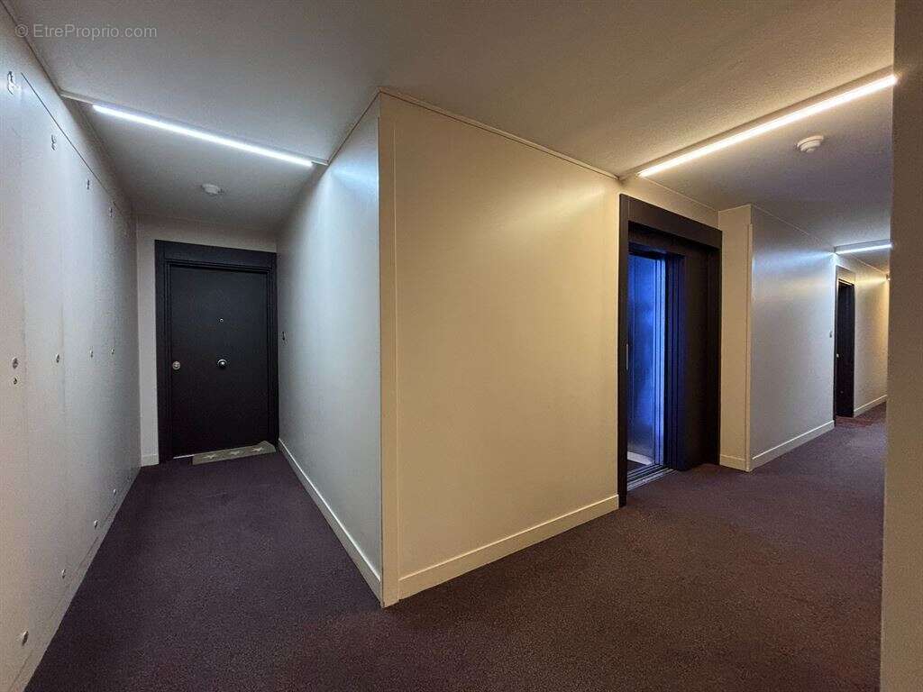 Appartement à SURESNES