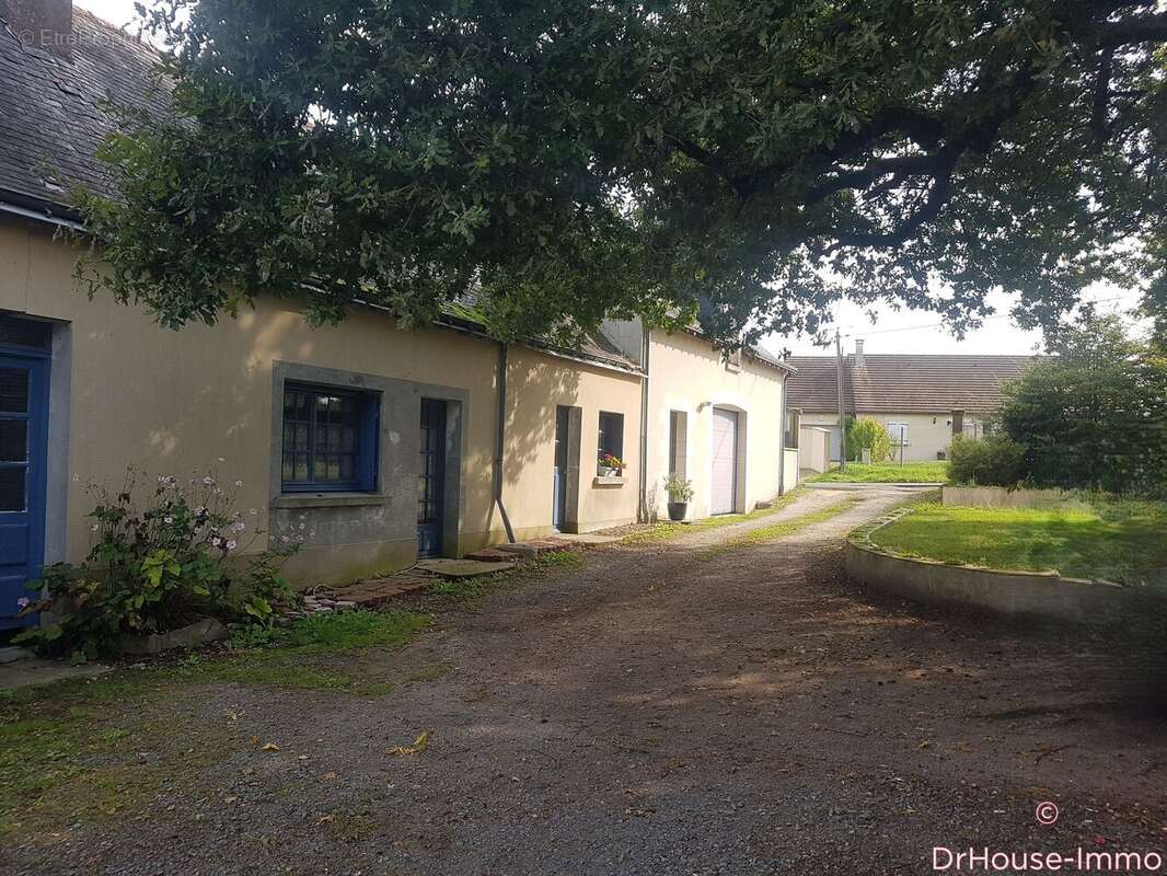 Maison à RIVARENNES