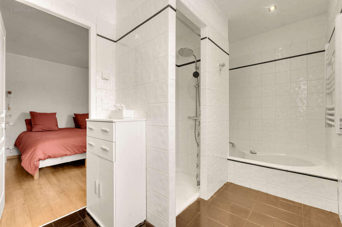 Maison à BRUGUIERES