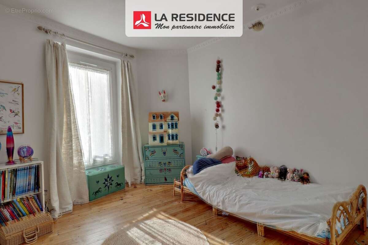 Maison 110 m² à Maule  - photo 8