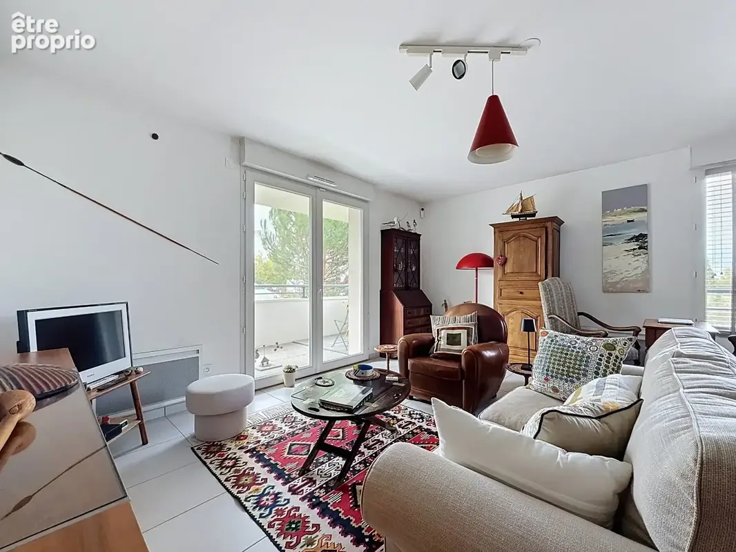Appartement à SAINT-CYR-SUR-LOIRE