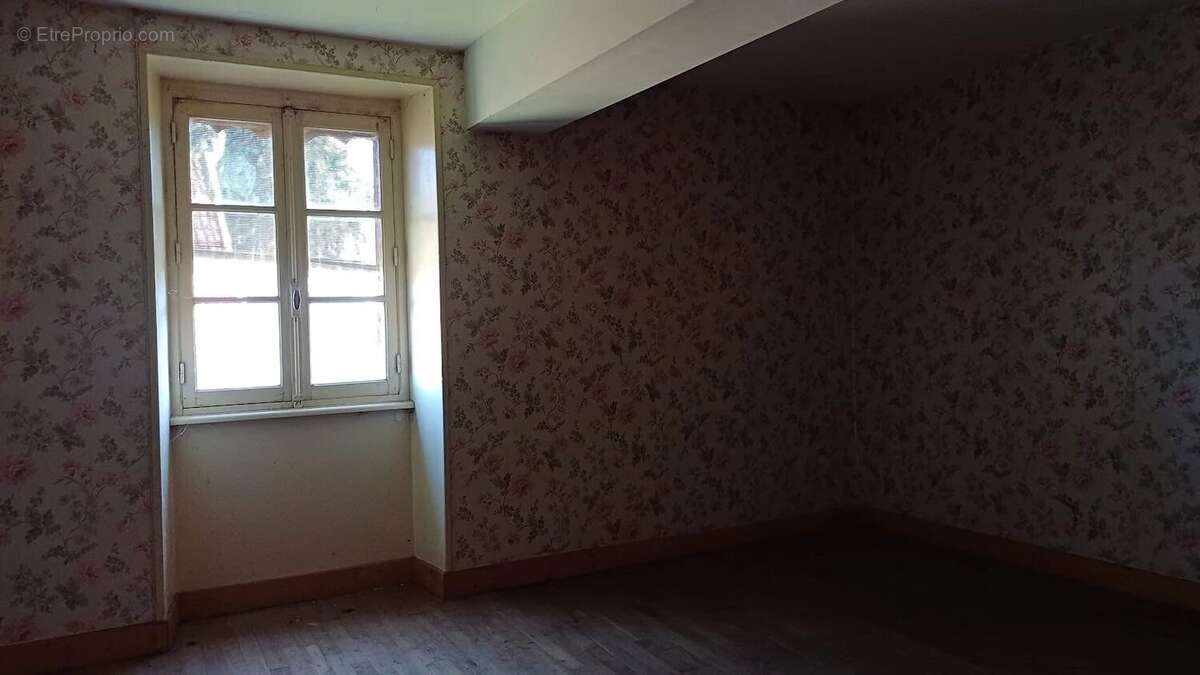 Maison à SAINT-CHABRAIS