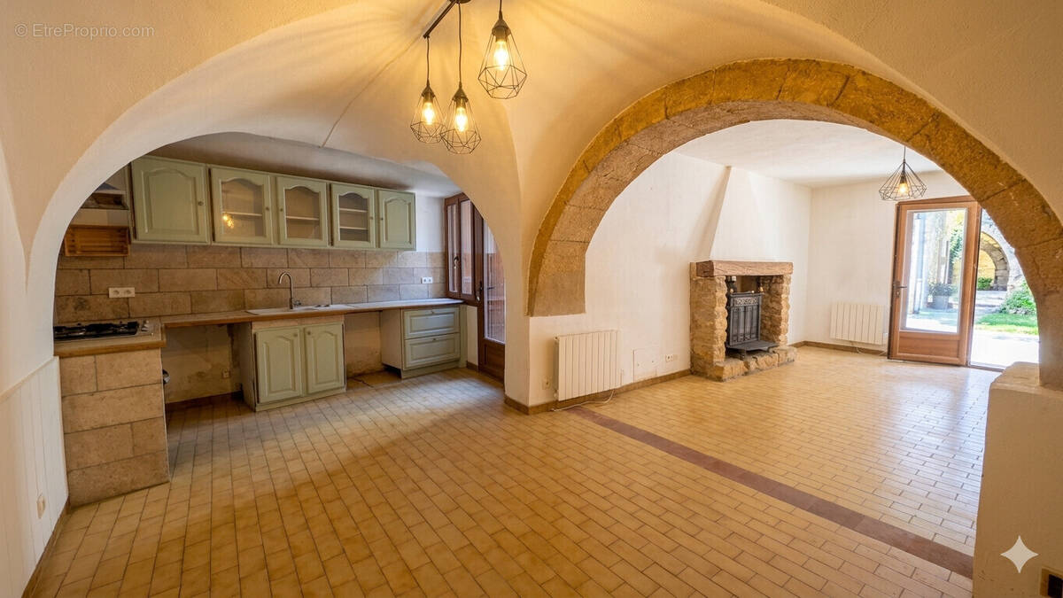 Maison à LAURIS