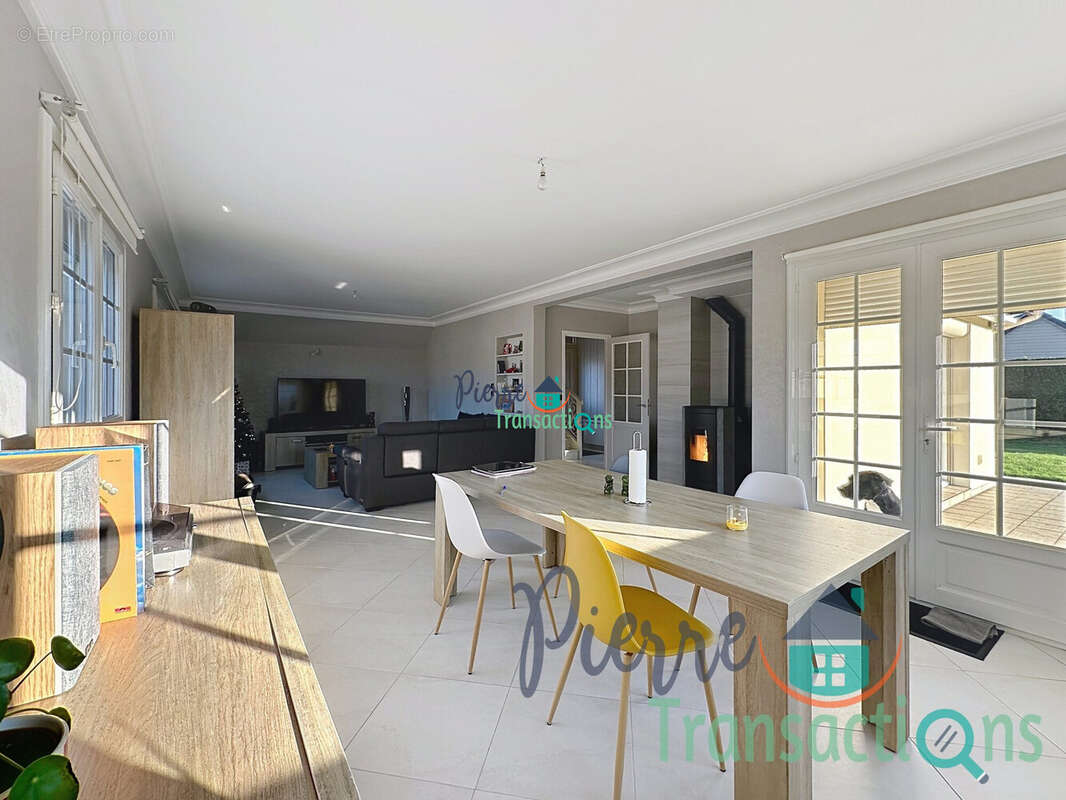 Maison à LILLEBONNE