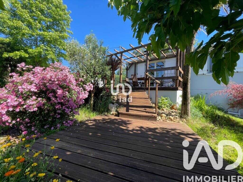 Maison 115 m² à Laslades  - photo 3
