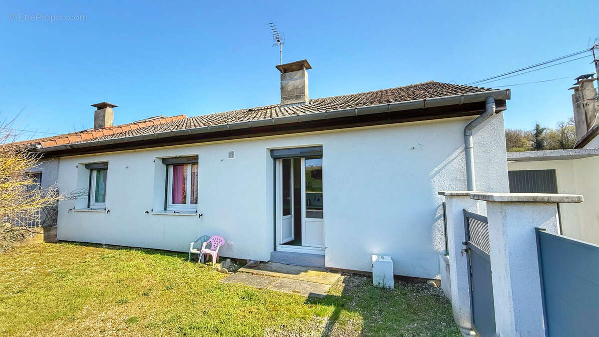 Maison à BEAUCROISSANT
