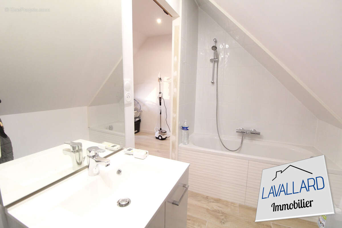 Maison à BEAUQUESNE