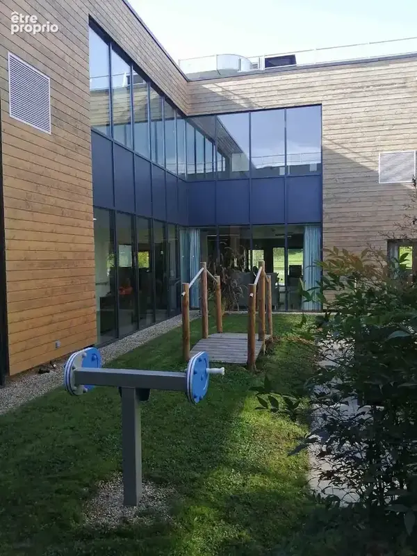 INVESTISSEMENT LOCATIF  Macon  Résidence Seniors Residence Camille Claudel - 8,69% de rentabilité - photo 9