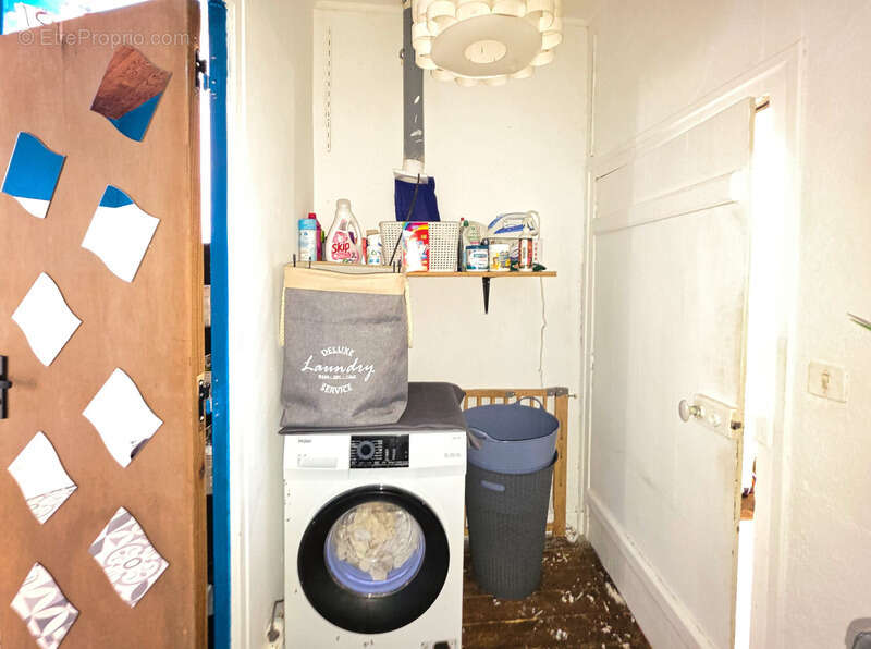 Maison à SAINT-LAURENT-SUR-GORRE