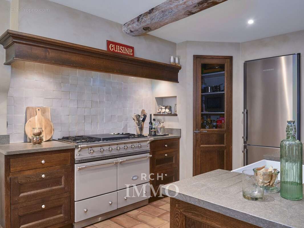 Maison à OYTIER-SAINT-OBLAS