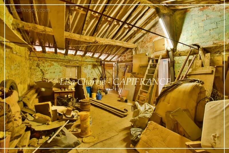 Maison à VIC-FEZENSAC