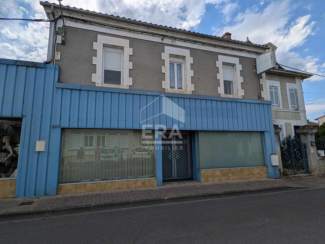 Maison 182m² à montpon-ménestérol - photo 3