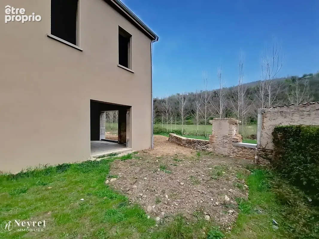en duplex Jardin de 450 m2 vendu en plateau à aménager Sérézin-du-Rhône - photo 3