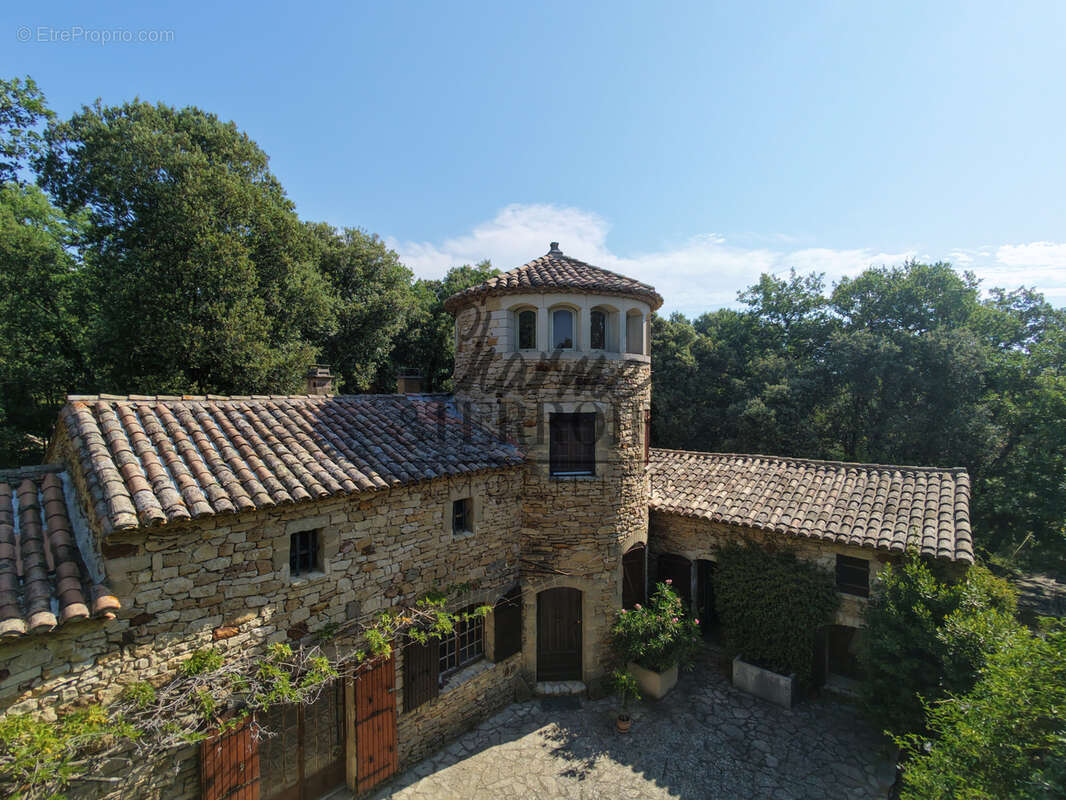 Maison à UZES
