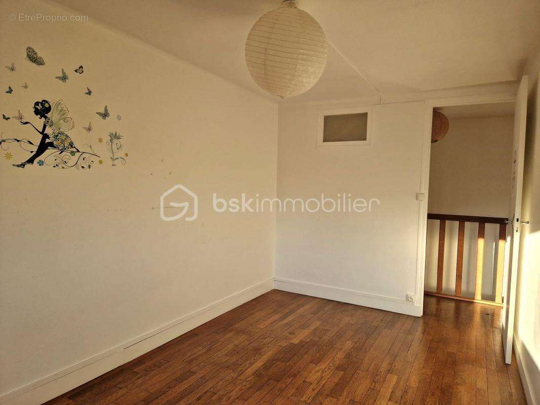 Maison à ORVILLIERS