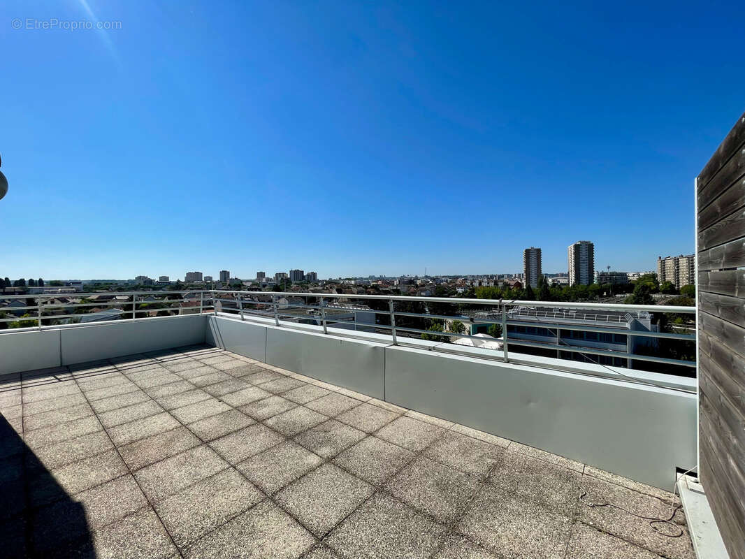 Drancy - les oiseaux - t3 avec terrasse vue panoramique 360o - proche gare rer b drancy - photo 9