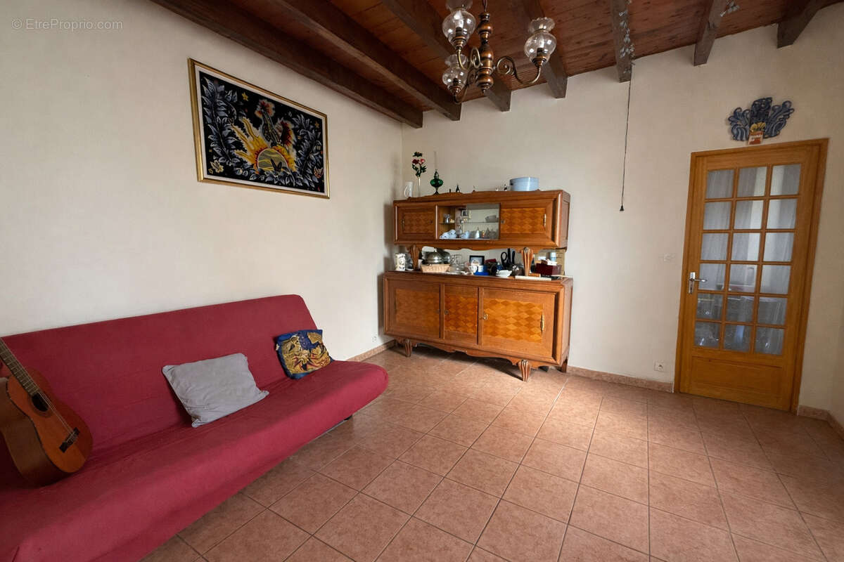 Maison de campagne avec dépendance sur 14ha ! - photo 12