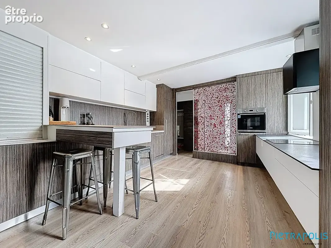 Maison 8 pièces 185 m² à vendre à Panissieres (42360) - photo 7
