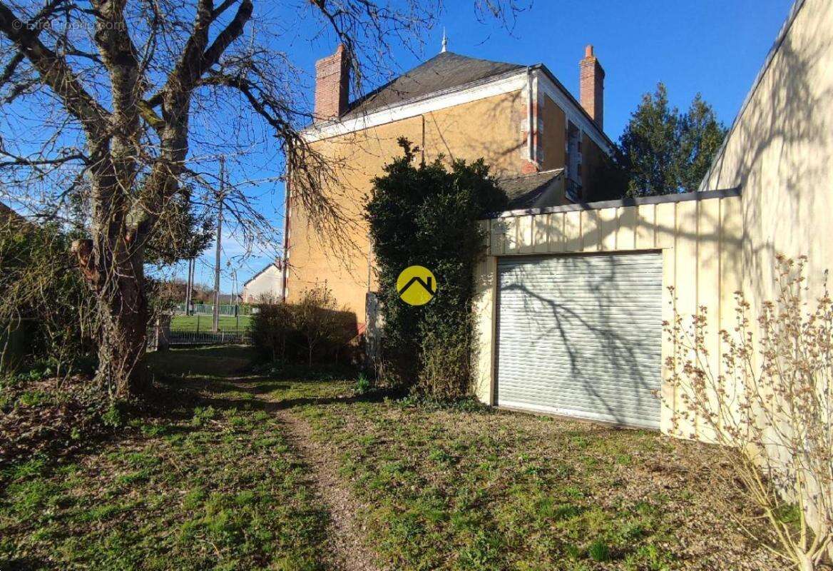 Maison à VAILLY-SUR-SAULDRE
