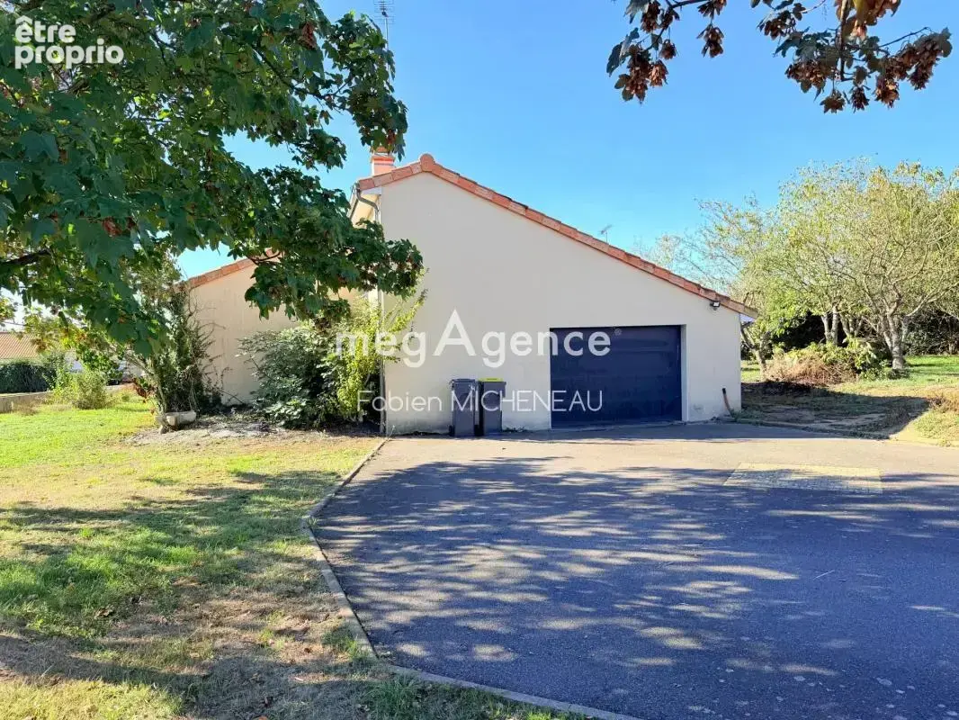 Maison Coron - 5 pièces - 154 m² - photo 1