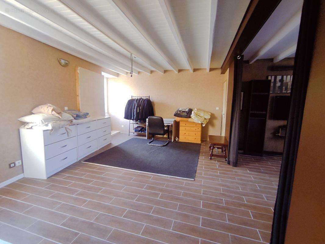 Maison à LA GUERCHE