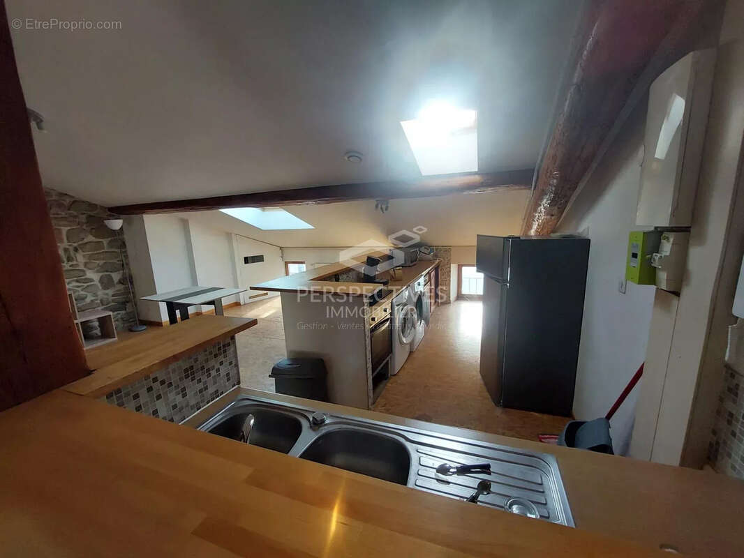 appartement T3 - photo 2
