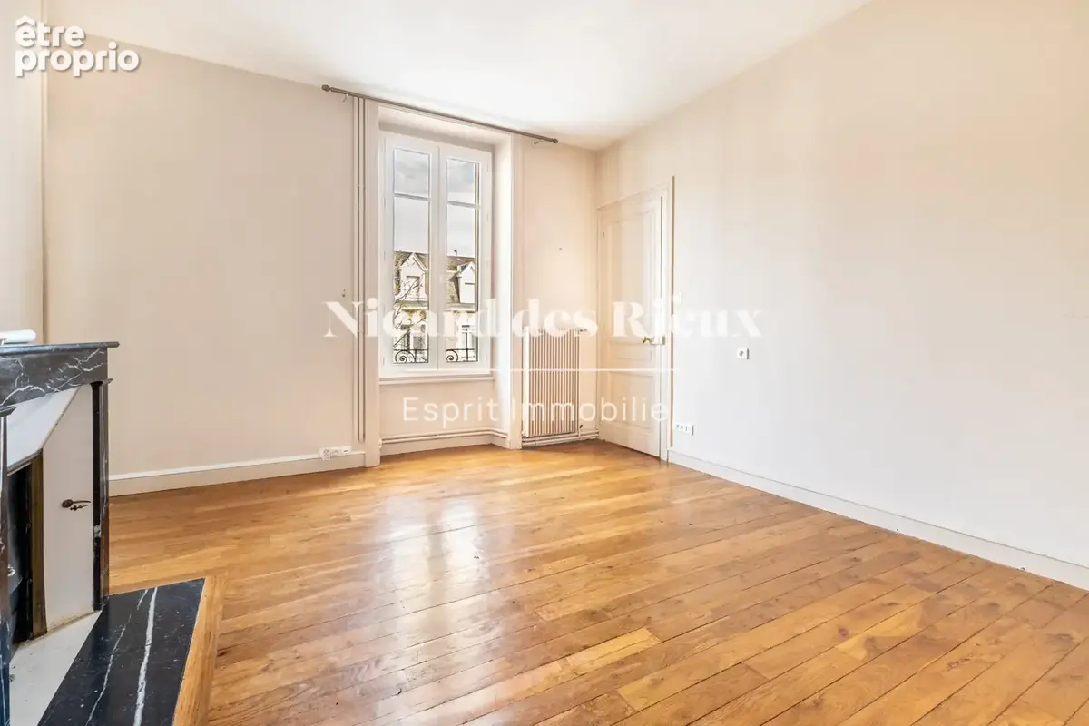 Appartement 85 m² à Limoges  - photo 5