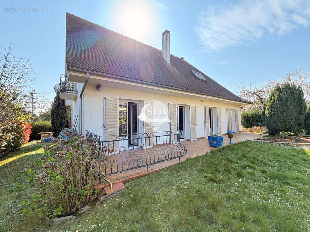 Maison à LONGJUMEAU